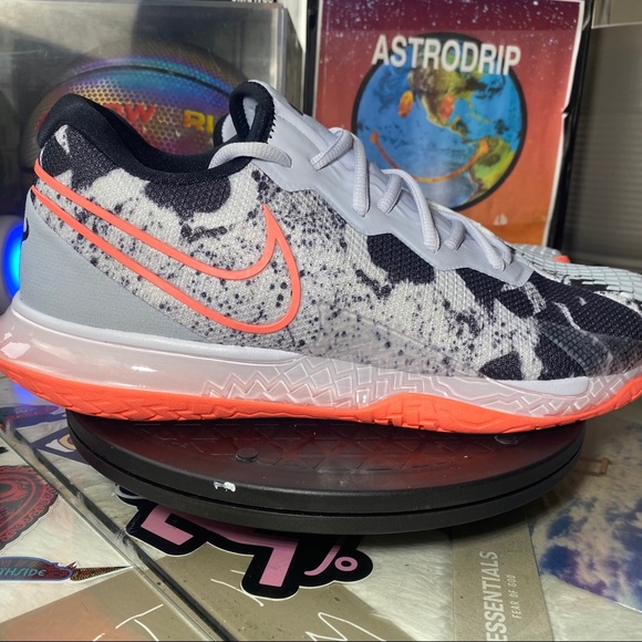 Nike Other - 🆕 Nike	NikeCourt Zoom Vapor Cage 4 Sky Grey Mango